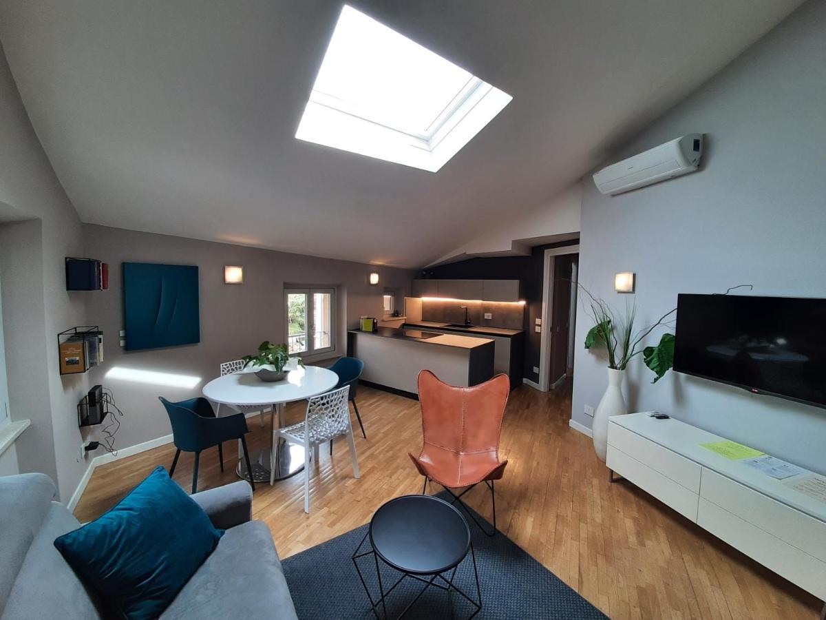 Moaa - Modern Art Apartment ديسينسانو ديل غاردا المظهر الخارجي الصورة