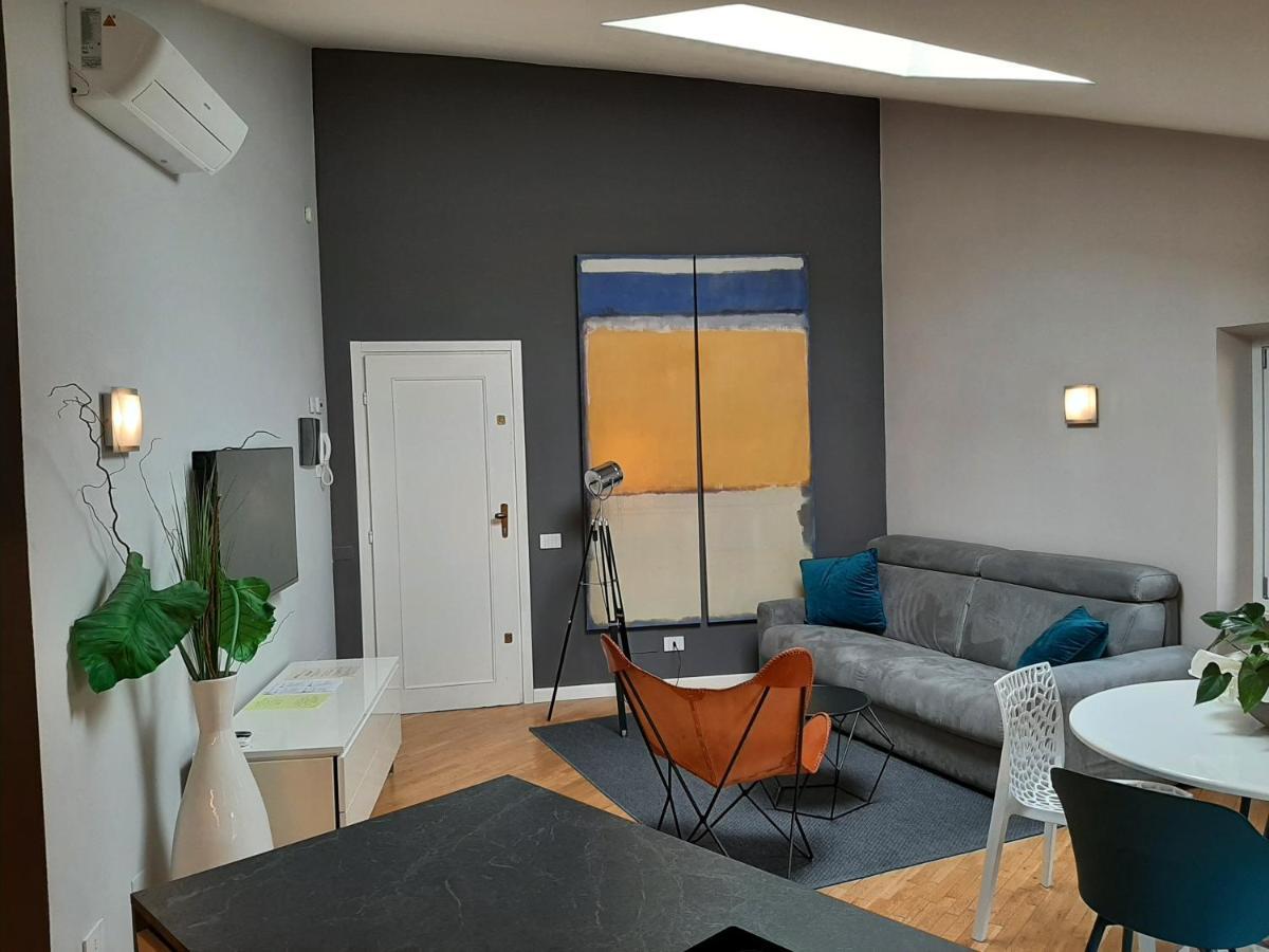 Moaa - Modern Art Apartment ديسينسانو ديل غاردا المظهر الخارجي الصورة