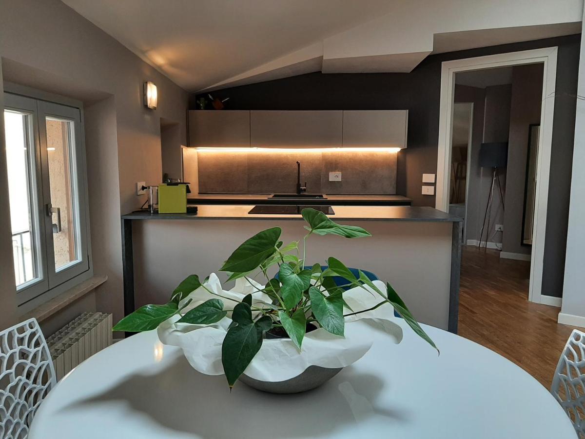 Moaa - Modern Art Apartment ديسينسانو ديل غاردا المظهر الخارجي الصورة